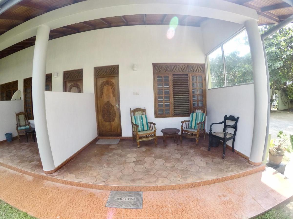 Moon Bridge Beach Resort Matara Exterior foto